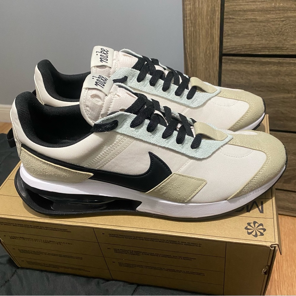 Nike Air Max Pre Day LX